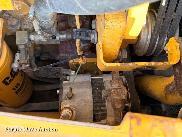 image for item DU1502 2007 Caterpillar D6T XL dozer