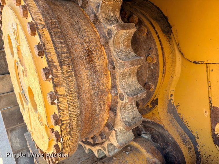 image for item DU1502 2007 Caterpillar D6T XL dozer