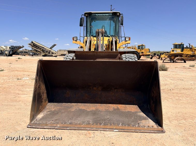 image for item DU1503 2008 Volvo L120F wheel loader