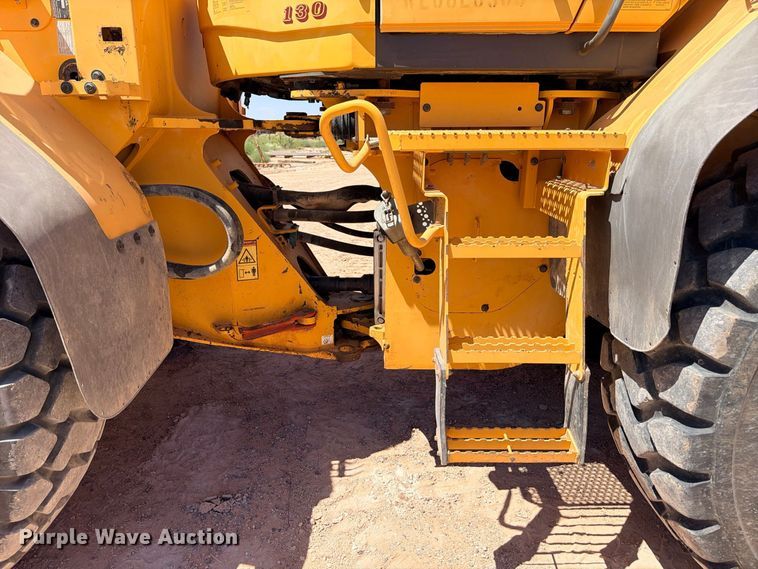 image for item DU1503 2008 Volvo L120F wheel loader