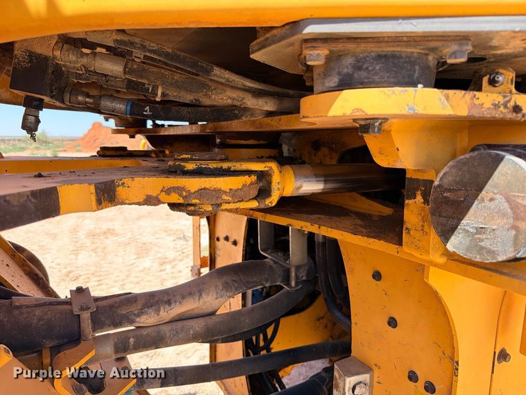 image for item DU1503 2008 Volvo L120F wheel loader