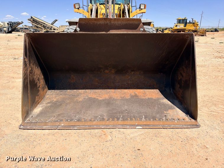 image for item DU1503 2008 Volvo L120F wheel loader