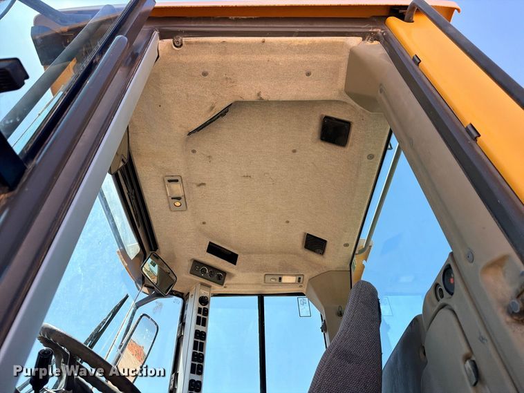 image for item DU1503 2008 Volvo L120F wheel loader