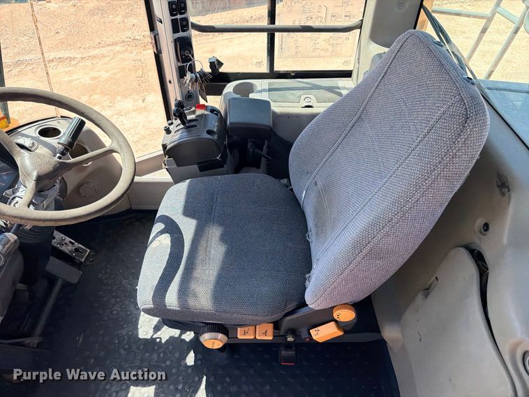 image for item DU1503 2008 Volvo L120F wheel loader