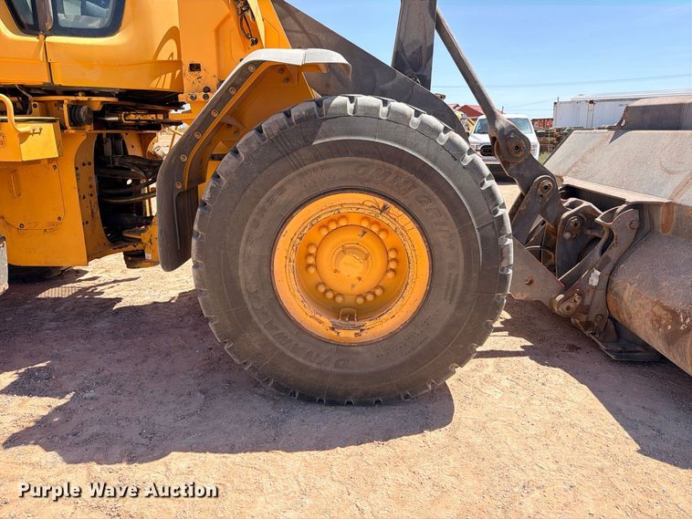 image for item DU1503 2008 Volvo L120F wheel loader
