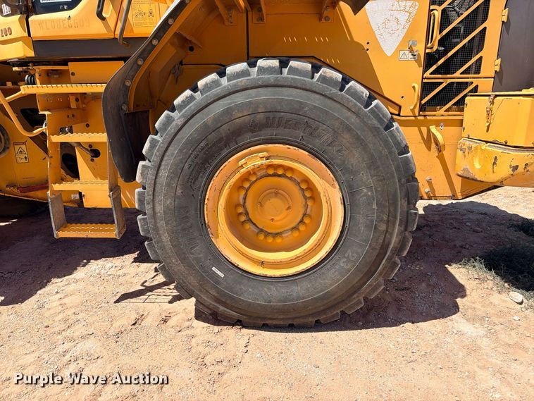 image for item DU1503 2008 Volvo L120F wheel loader