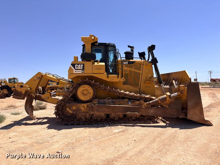 image for item DU1504 2012 Caterpillar D9T dozer