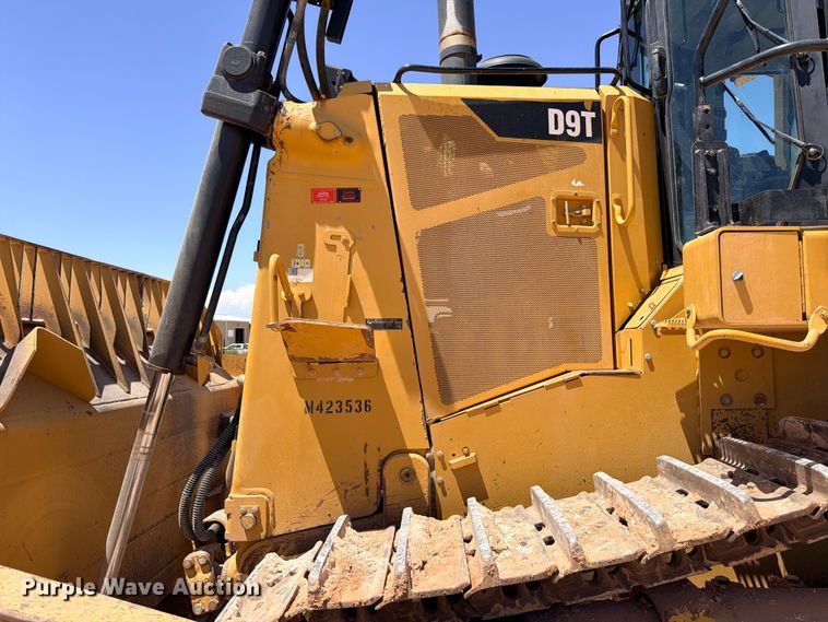 image for item DU1504 2012 Caterpillar D9T dozer