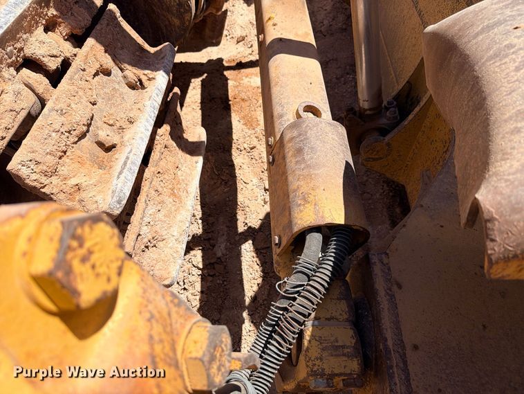 image for item DU1504 2012 Caterpillar D9T dozer