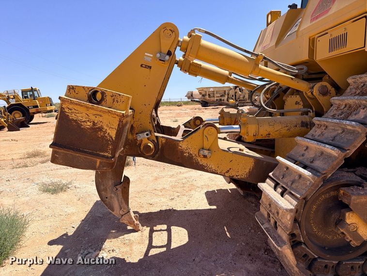 image for item DU1504 2012 Caterpillar D9T dozer