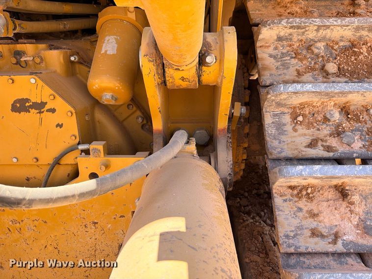 image for item DU1504 2012 Caterpillar D9T dozer