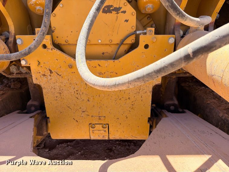 image for item DU1504 2012 Caterpillar D9T dozer