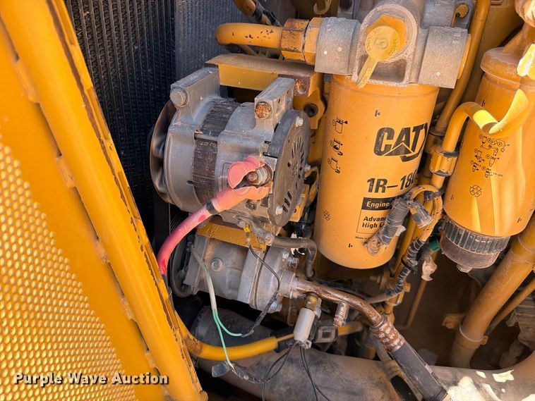image for item DU1504 2012 Caterpillar D9T dozer