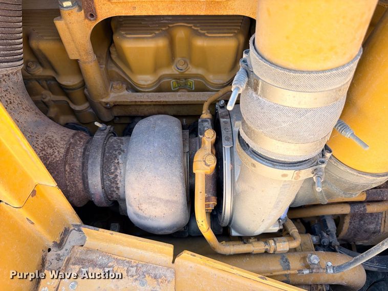 image for item DU1504 2012 Caterpillar D9T dozer