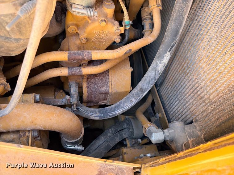 image for item DU1504 2012 Caterpillar D9T dozer
