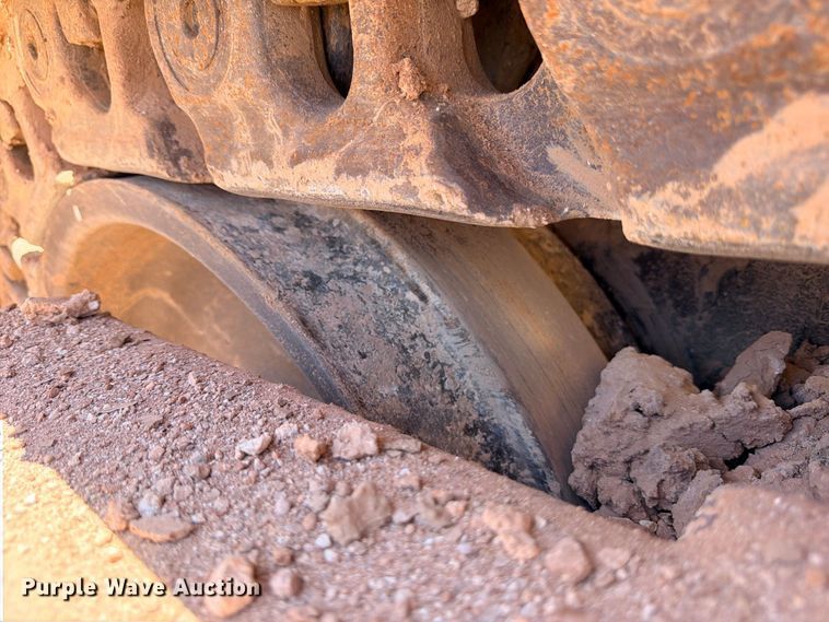 image for item DU1504 2012 Caterpillar D9T dozer
