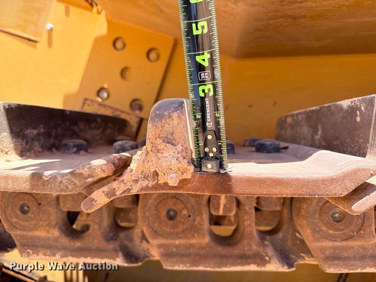 image for item DU1504 2012 Caterpillar D9T dozer