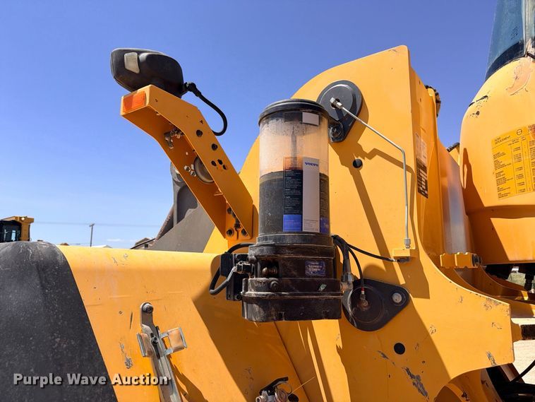 image for item DU1505 2017 Volvo L150H wheel loader