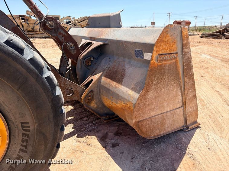 image for item DU1505 2017 Volvo L150H wheel loader