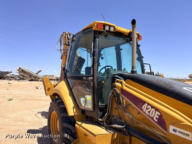 image for item DU1507 2006 Caterpillar 420E backhoe
