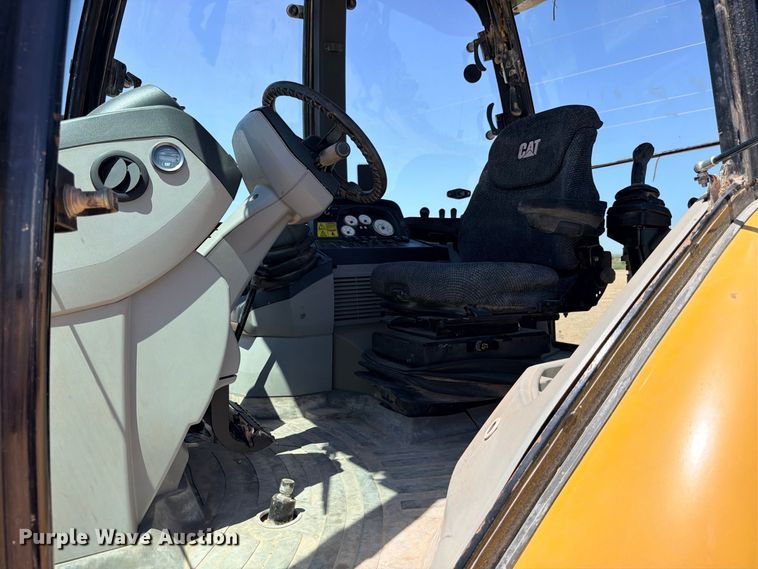image for item DU1507 2006 Caterpillar 420E backhoe