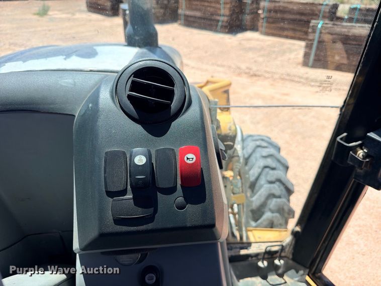 image for item DU1507 2006 Caterpillar 420E backhoe