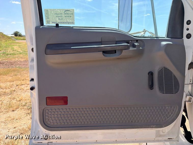 image for item DU1515 2005 Ford F750 Super Duty water truck