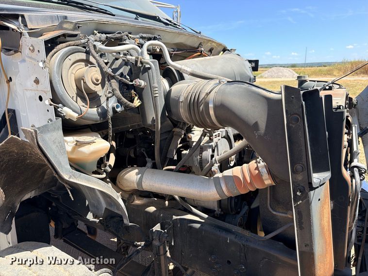 image for item DU1515 2005 Ford F750 Super Duty water truck