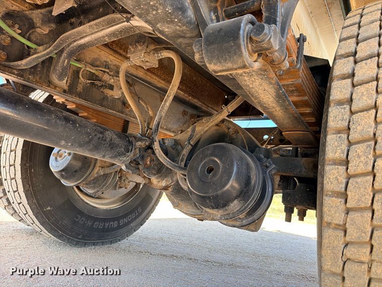 image for item DU1515 2005 Ford F750 Super Duty water truck