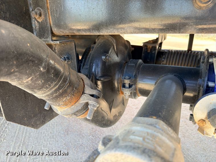image for item DU1515 2005 Ford F750 Super Duty water truck