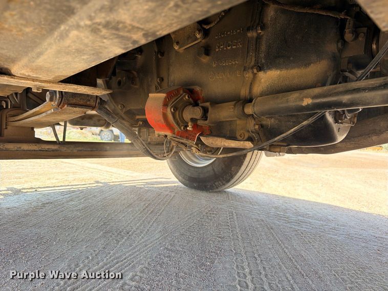 image for item DU1515 2005 Ford F750 Super Duty water truck