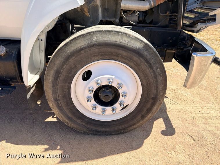 image for item DU1515 2005 Ford F750 Super Duty water truck