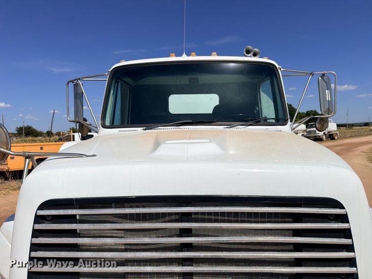 image for item DU1516 1994 Ford Aeromax L9000 water truck