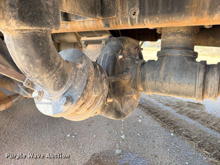 image for item DU1516 1994 Ford Aeromax L9000 water truck