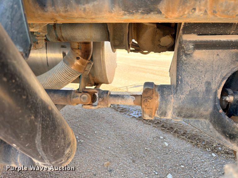 image for item DU1516 1994 Ford Aeromax L9000 water truck