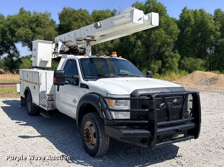 image for item DU1528 2016 Ford F550 bucket truck