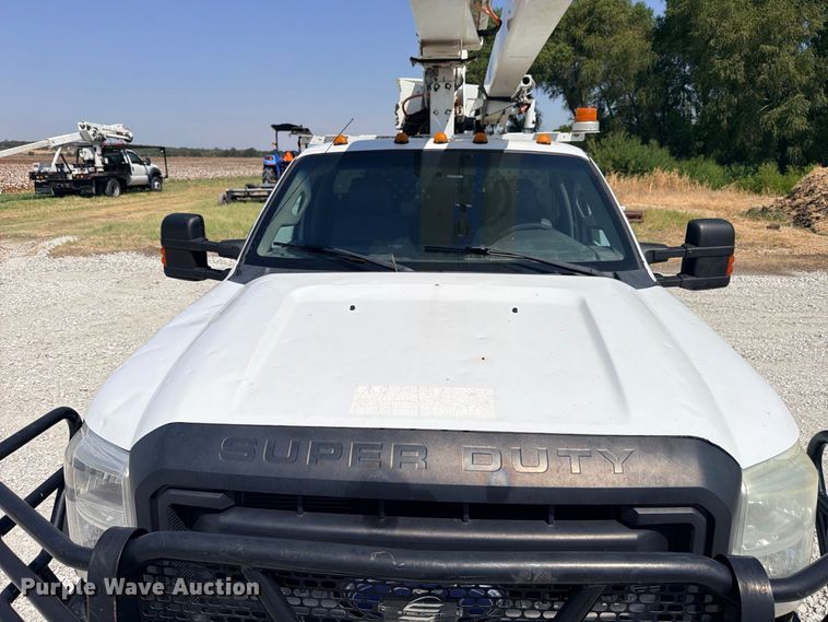 image for item DU1528 2016 Ford F550 bucket truck