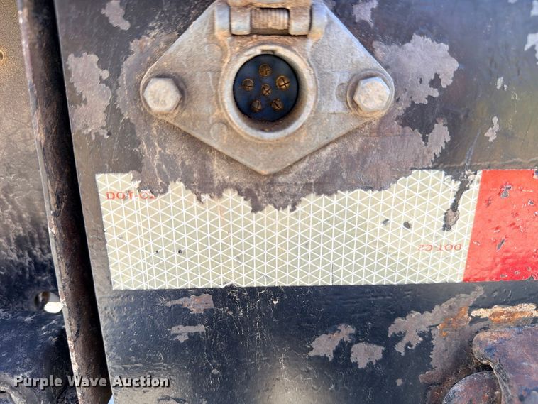 image for item DU1528 2016 Ford F550 bucket truck