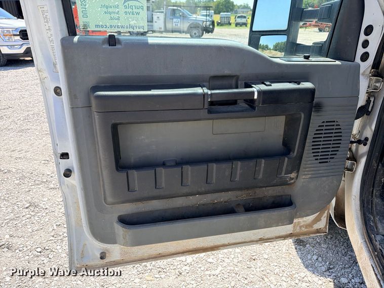 image for item DU1528 2016 Ford F550 bucket truck