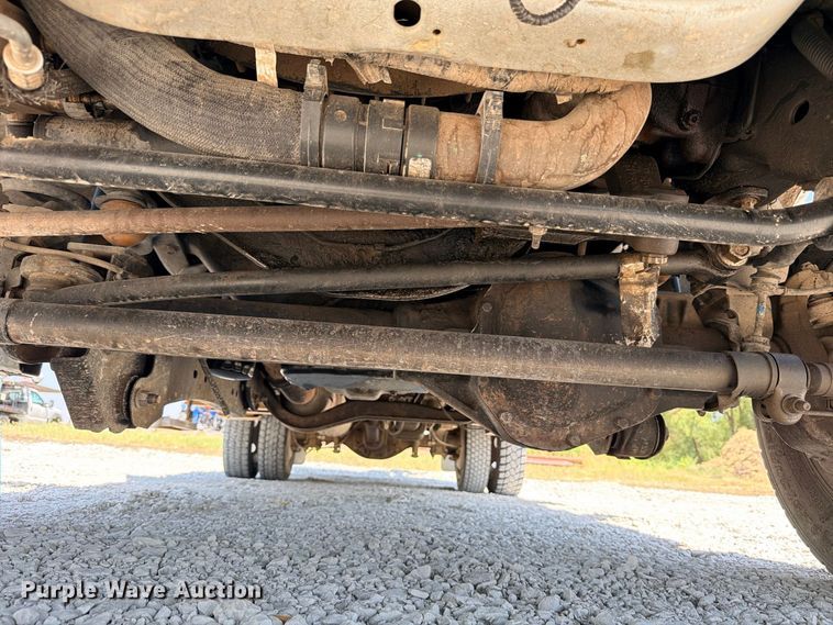 image for item DU1528 2016 Ford F550 bucket truck