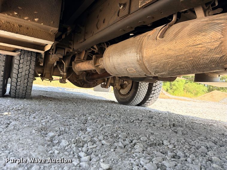 image for item DU1528 2016 Ford F550 bucket truck