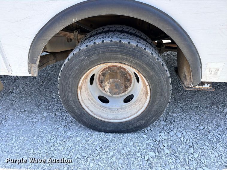 image for item DU1528 2016 Ford F550 bucket truck