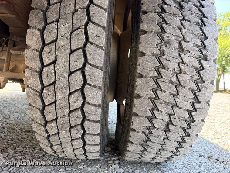 image for item DU1528 2016 Ford F550 bucket truck