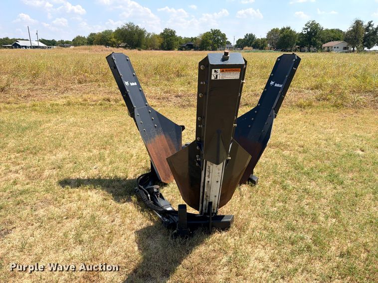 image for item DU1530 Bobcat TS36M skid steer tree spade