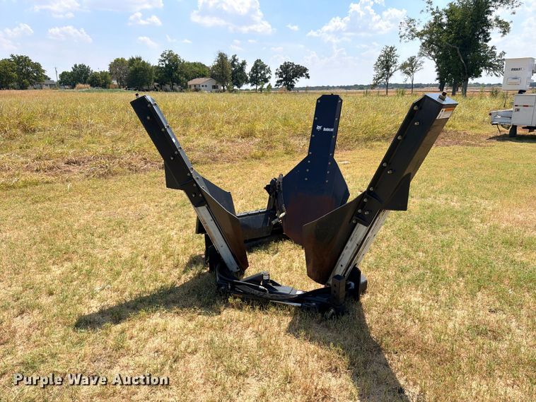 image for item DU1530 Bobcat TS36M skid steer tree spade
