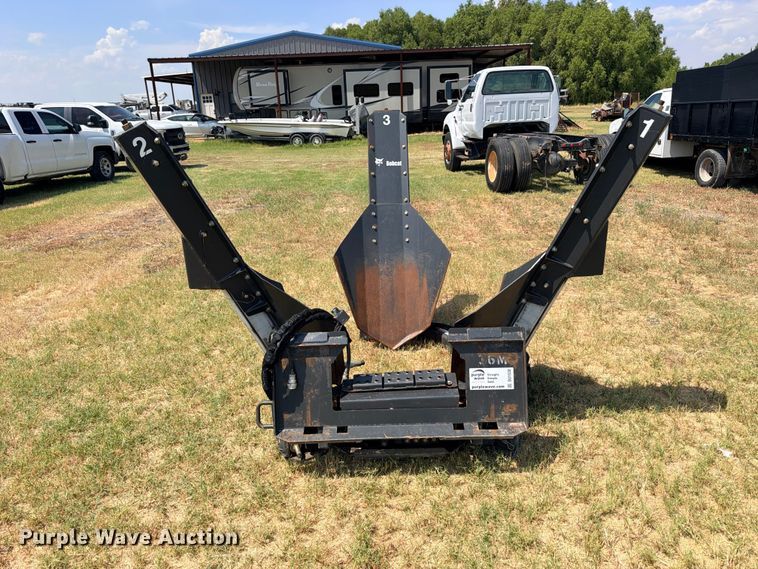 image for item DU1530 Bobcat TS36M skid steer tree spade
