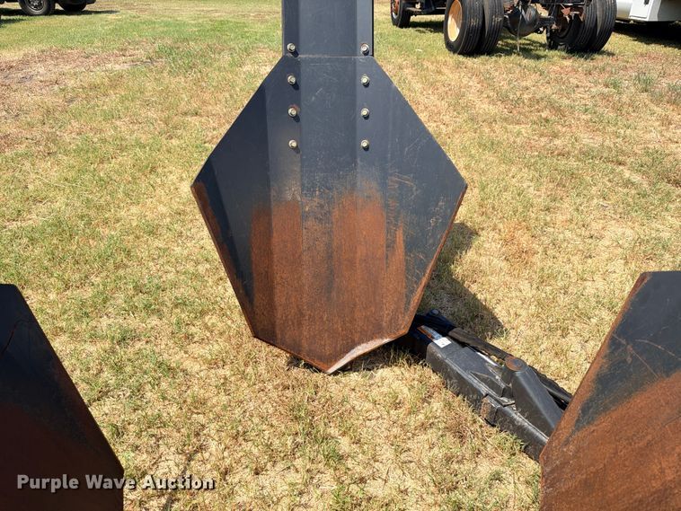 image for item DU1530 Bobcat TS36M skid steer tree spade