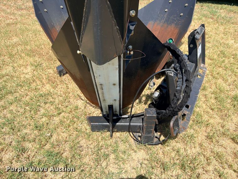 image for item DU1530 Bobcat TS36M skid steer tree spade