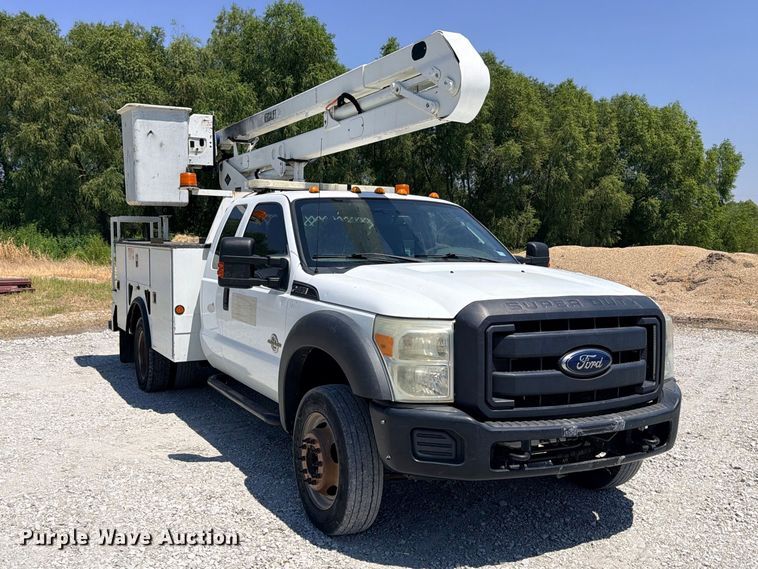 image for item DU1532 2016 Ford F-450 Ext. Cab bucket truck