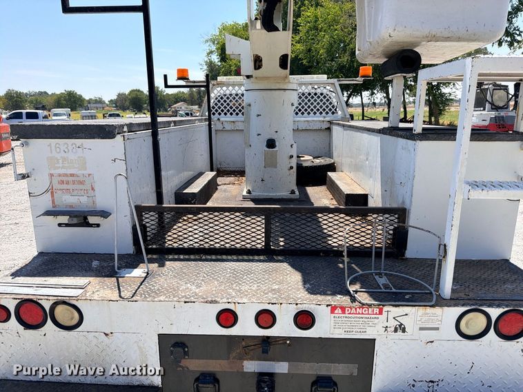 image for item DU1532 2016 Ford F-450 Ext. Cab bucket truck